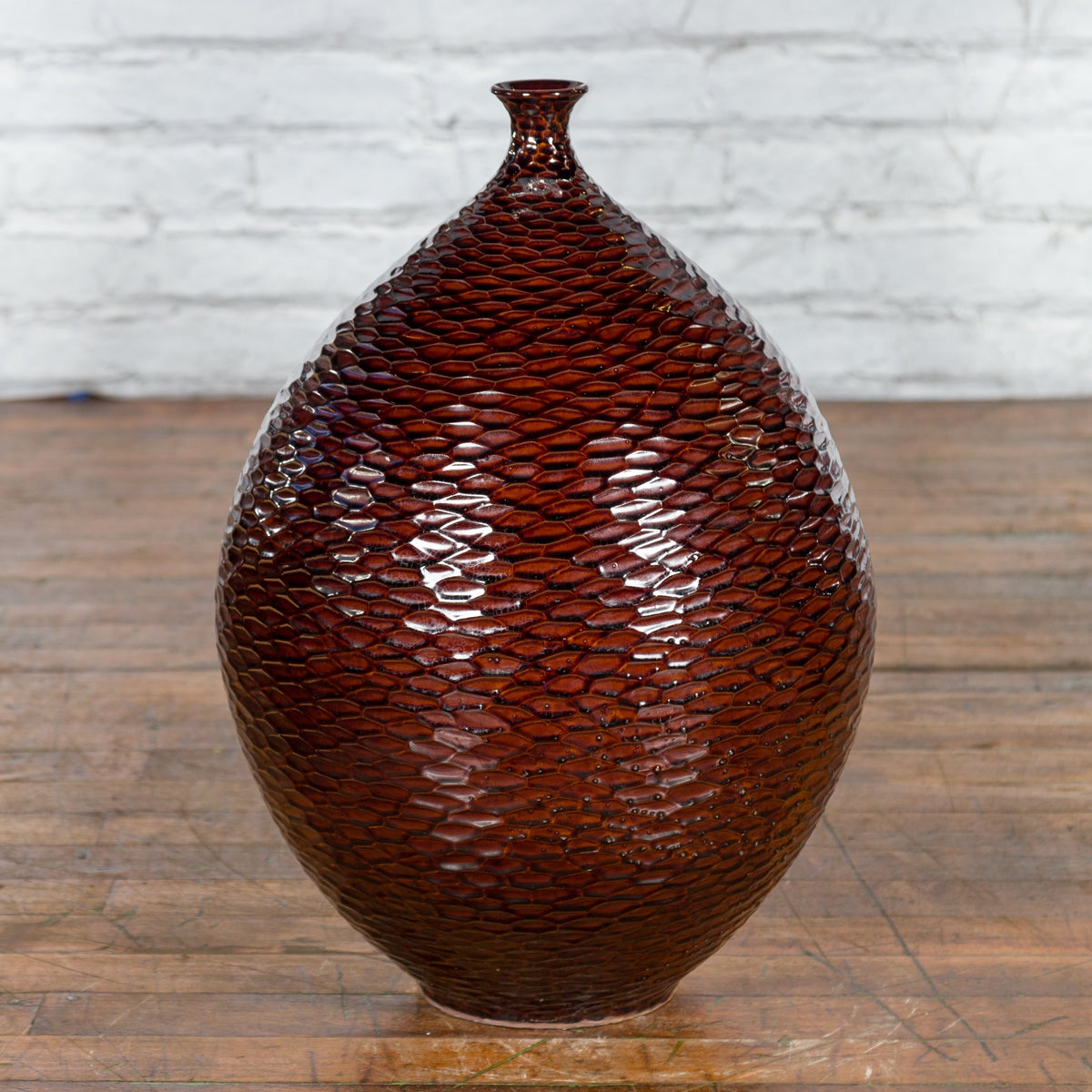 Prem Collection Handcrafted Burgundy Vase with Textured Honeycomb Style Motifs-13. Asian & Chinese Furniture, Art, Antiques, Vintage Home Décor for sale at FEA Home
