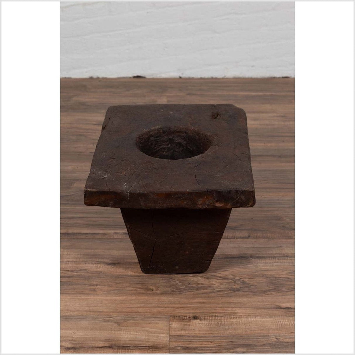 Rustic Antique Indonesian Brown Wooden Planter from the Early 20th Century-7. Asian & Chinese Furniture, Art, Antiques, Vintage Home Décor for sale at FEA Home