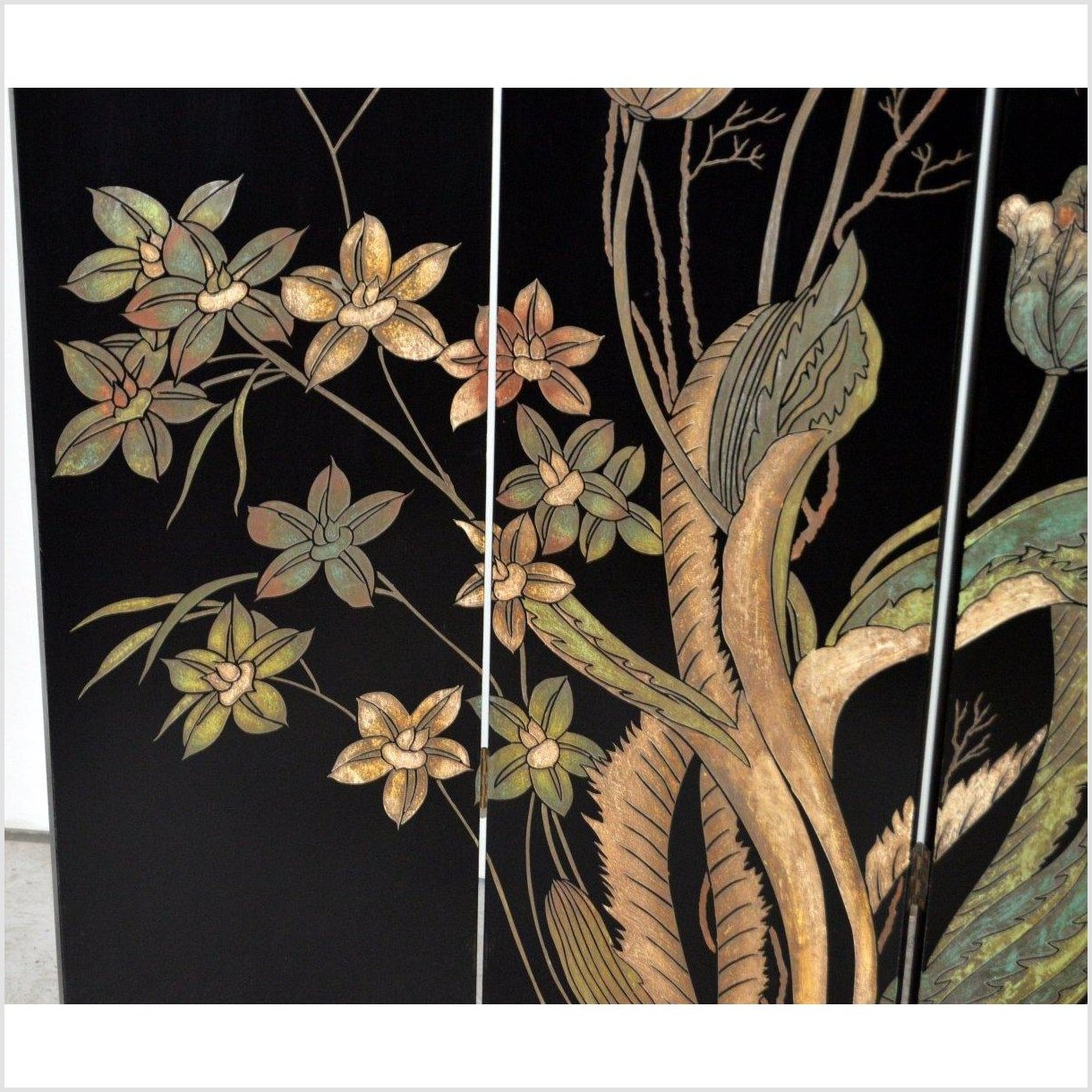4-Panel Black Screen with Chinoiseries of Flowers-YN2892-8. Asian & Chinese Furniture, Art, Antiques, Vintage Home Décor for sale at FEA Home