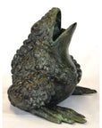 Verde gris bronze frog sculpture with open mouth, sitting on hind legs, close-up view, very good condition.