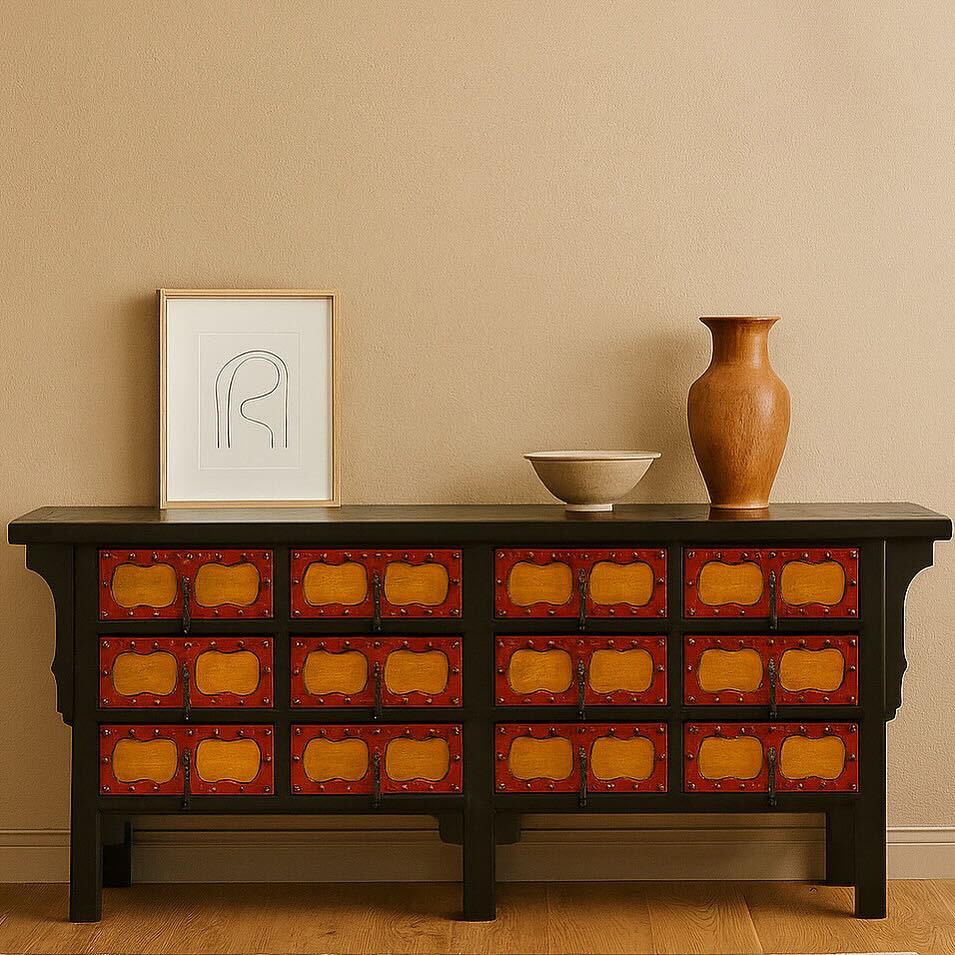 Chinese Qing Dynasty 19th Century Long Polychrome Sideboard with 12 Drawers