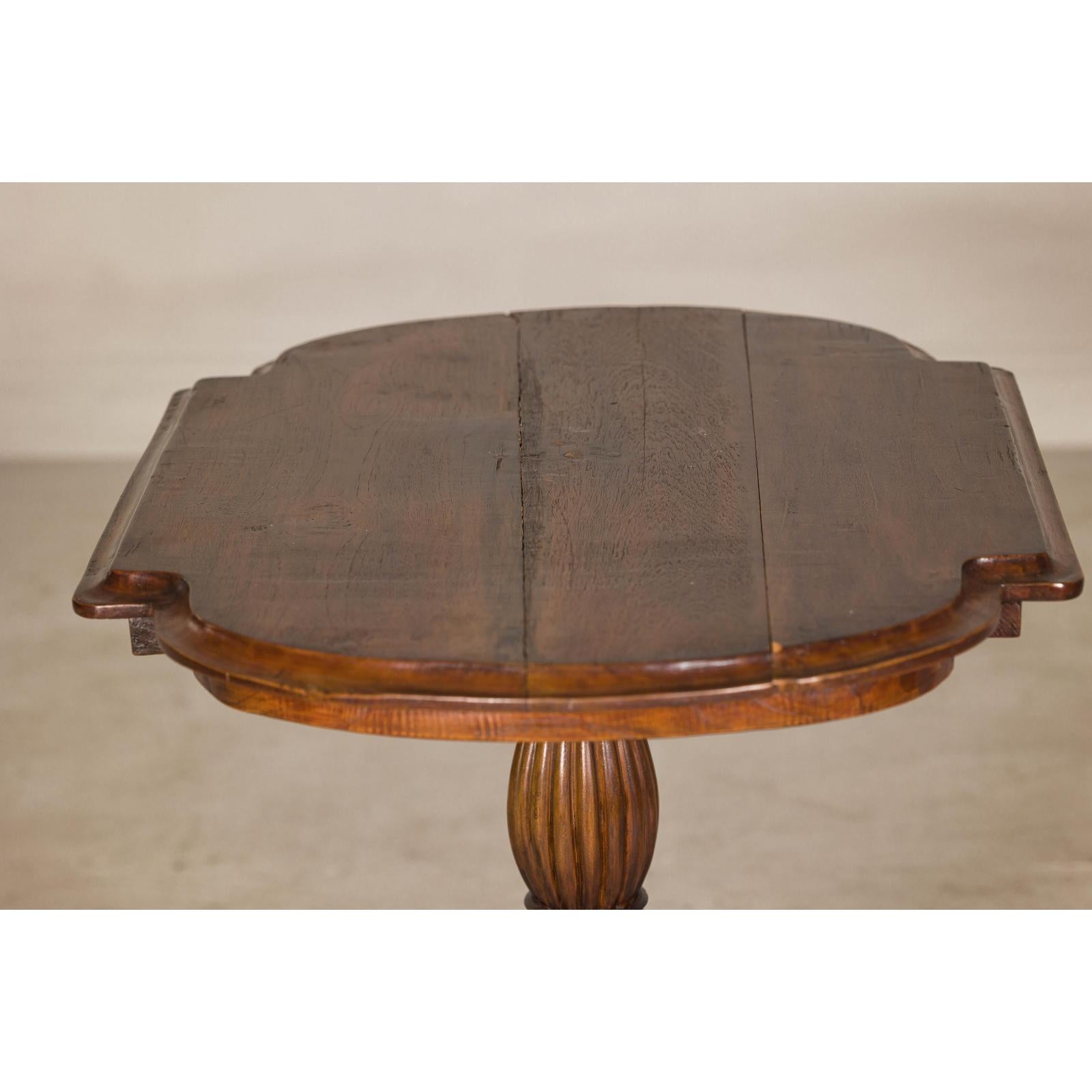 Colonial Tripod Table with Turned Pedestal and Scrolled Legs