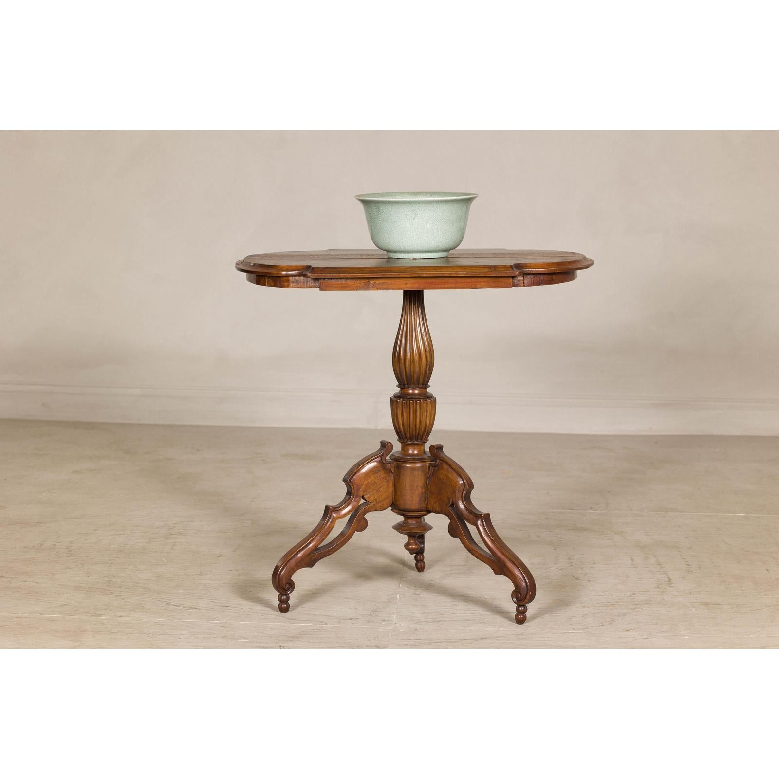 Colonial Tripod Table with Turned Pedestal and Scrolled Legs