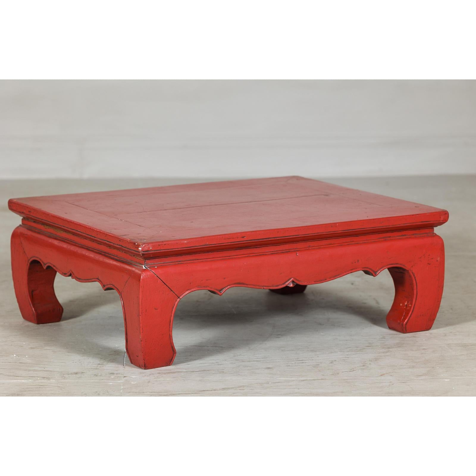 Red Lacquer Low Kang Table with Curved Legs and Scalloped Apron