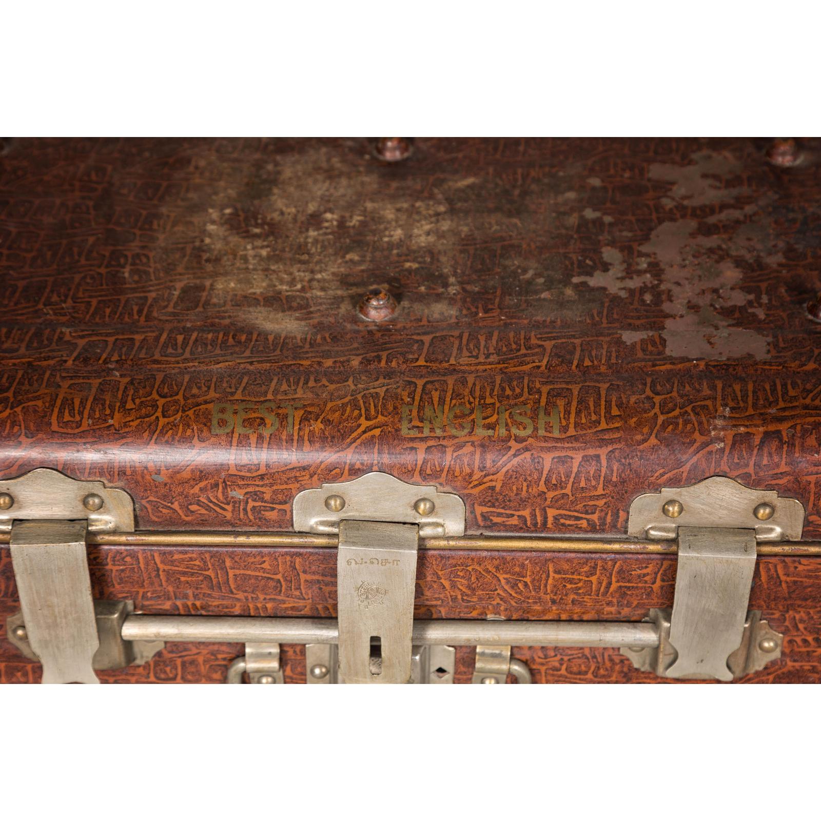 Set of Three British 1920s Metal Traveling Trunks for Export with Brass Hardware