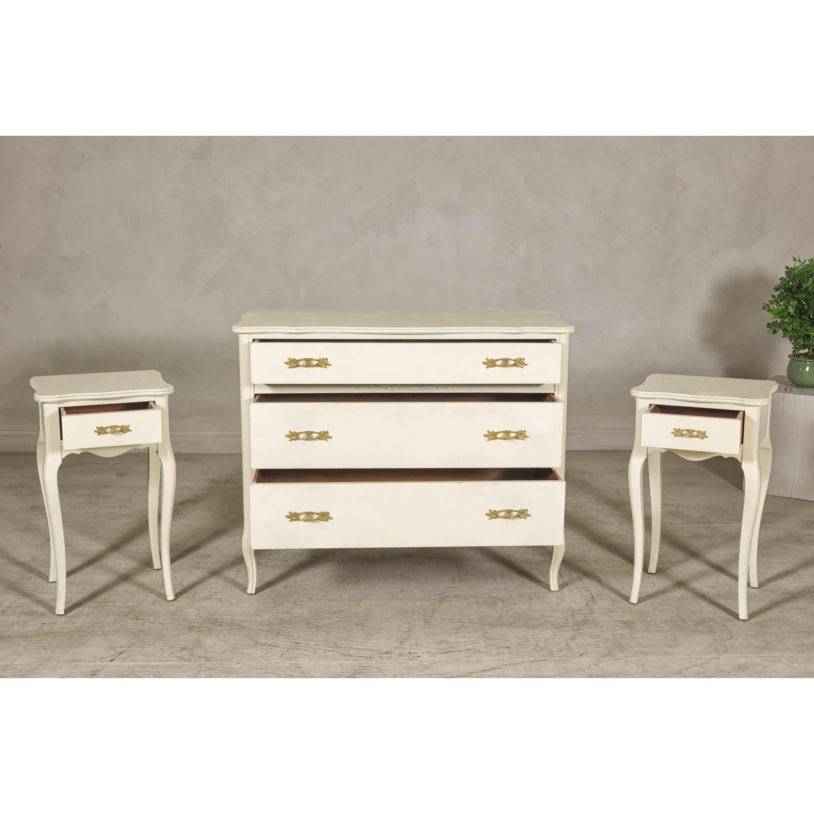 Provincial Style West Michigan Company Cream Dresser and Nightstands Set