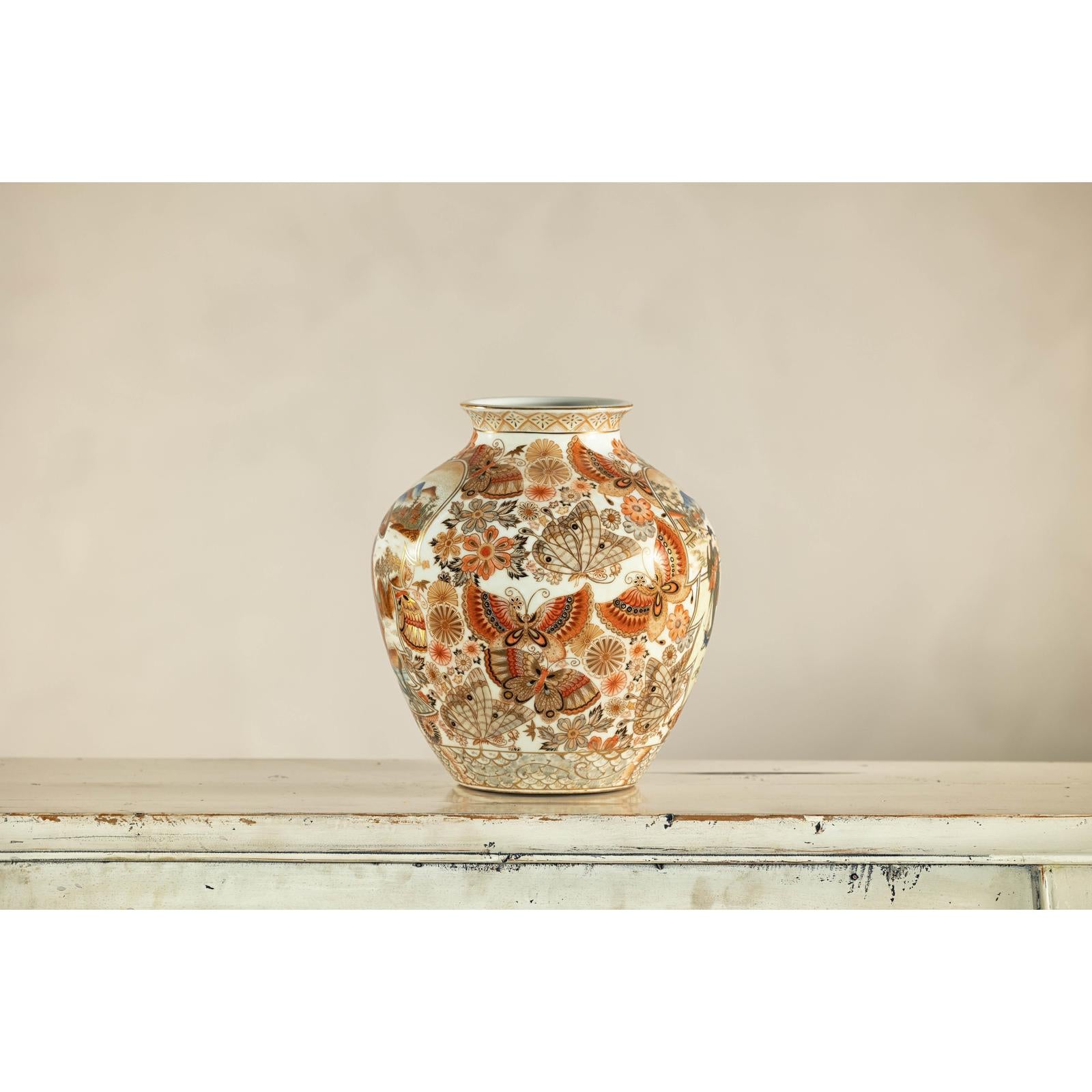 Early 20th-Century Kutani-Style Porcelain Vase with Scenic and Floral Designs
