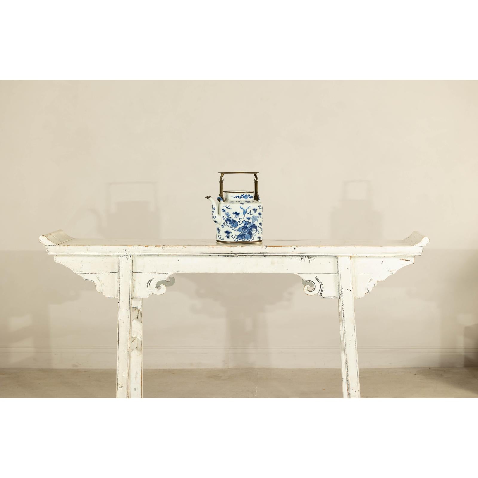 Blue and White Porcelain Teapot with Mythical Qilin and Auspicious Cloud Motifs