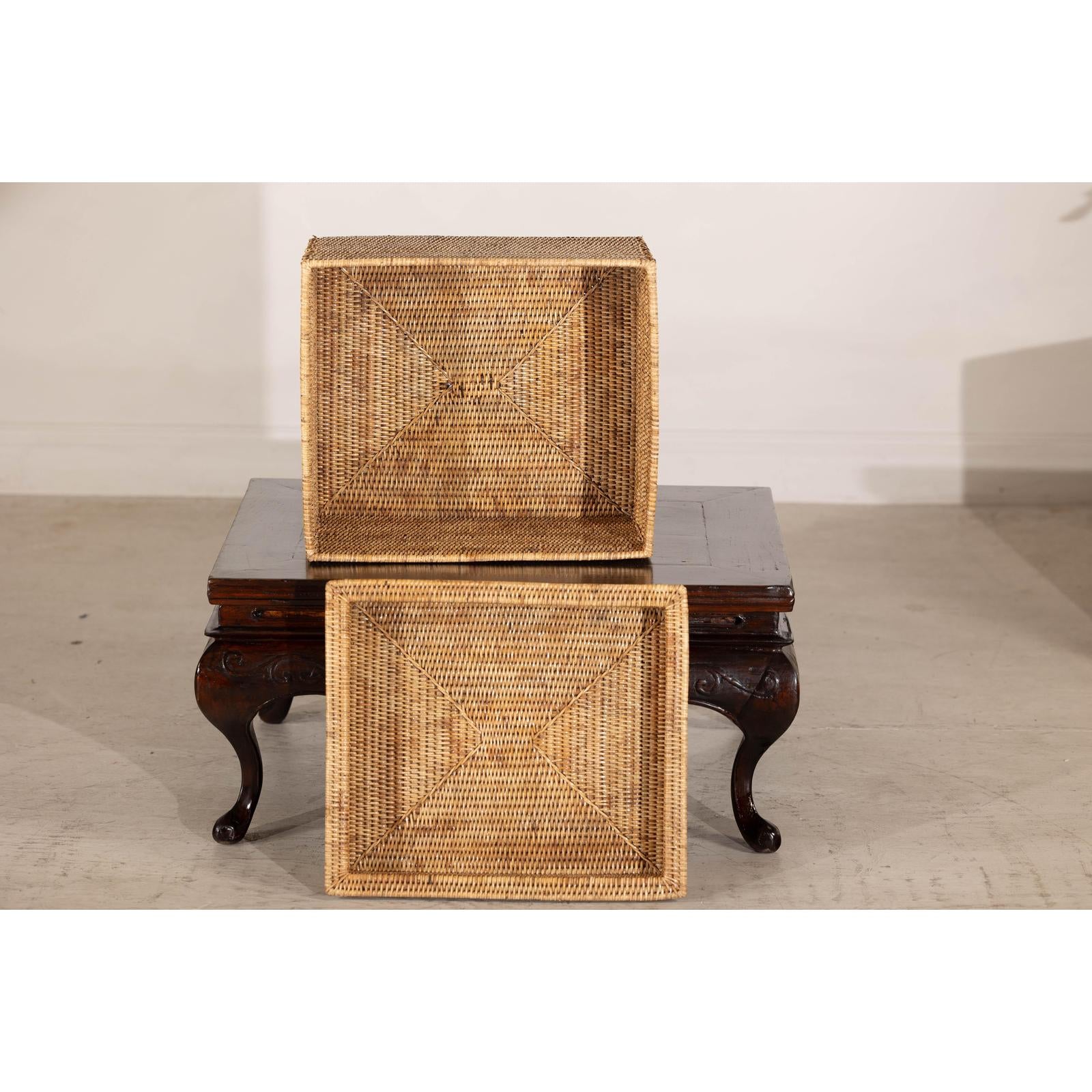 Vintage Country Style Rectangular Rattan Storage Box with Removable Tray Lid