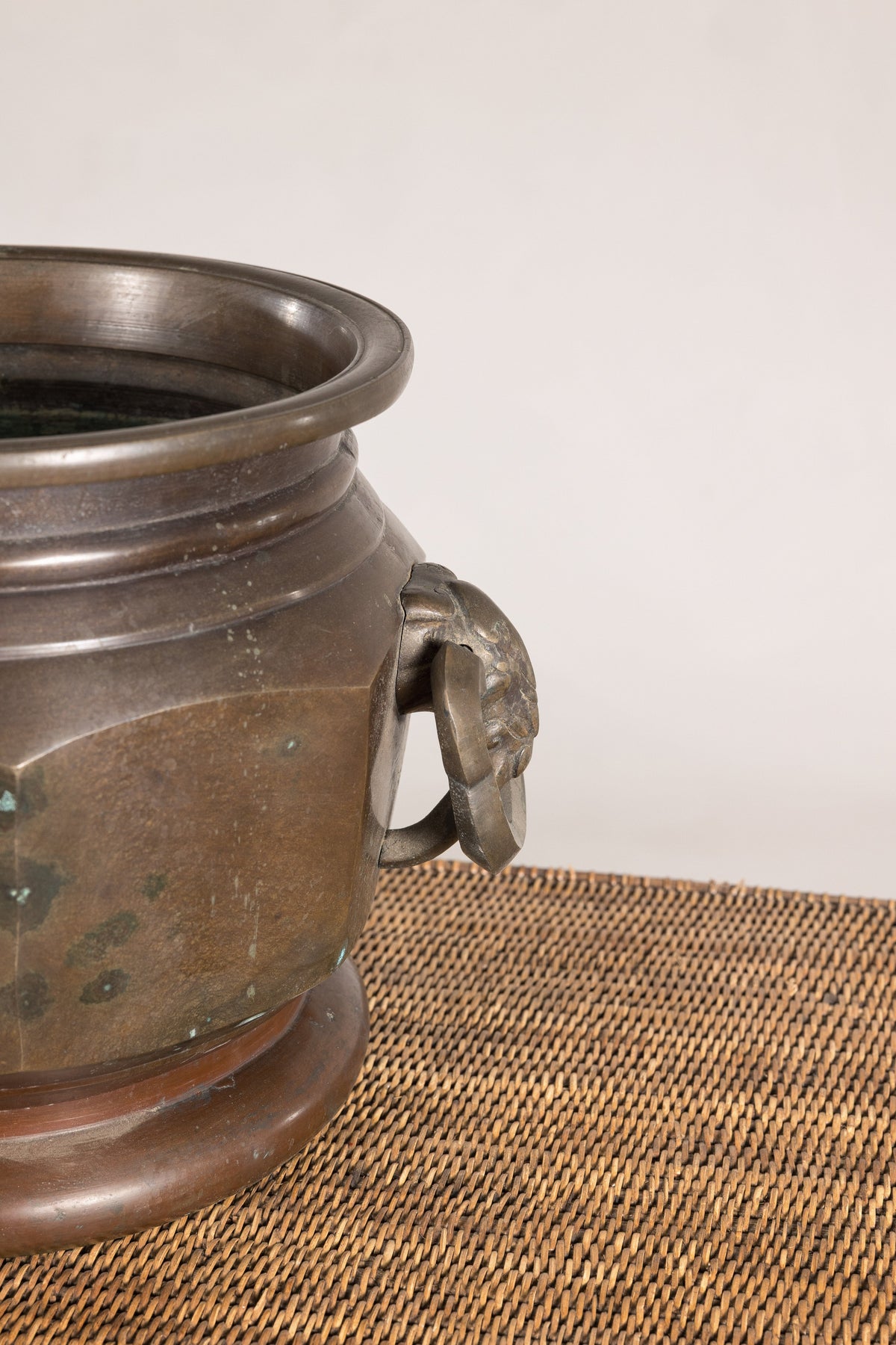 Meiji Japanese Bronze Hibachi with Elephant Ring Handles, close-up detail