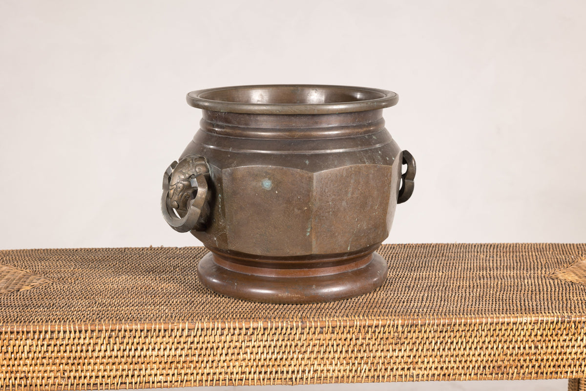 Meiji Japanese Bronze Hibachi with Elephant Ring Handles, base detail