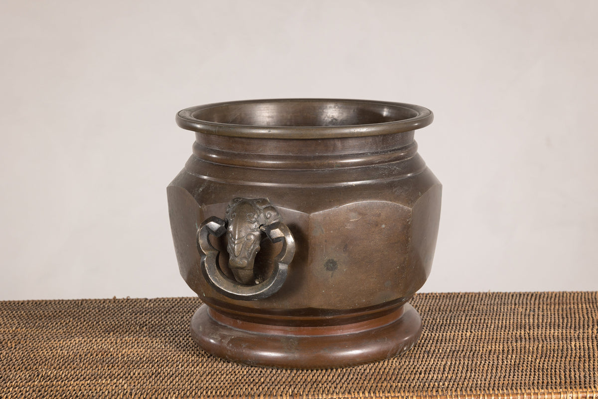 Meiji Japanese Bronze Hibachi with Elephant Ring Handles, additional gallery view 15