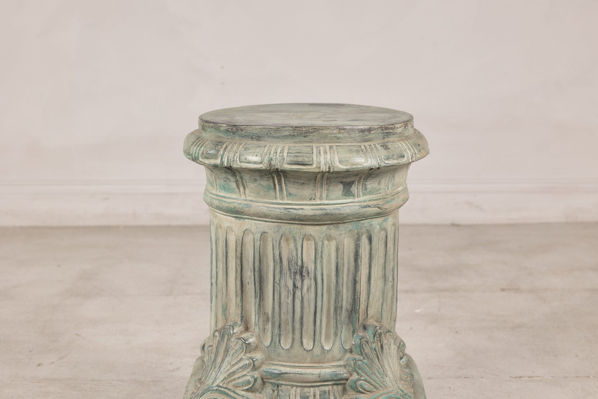 Verdigris bronze Neoclassical pedestal, upper front view