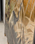 Chinese room divider, angled side view