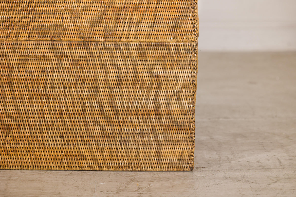 Large Vintage Woven Rattan Storage Box with Removable Lid, close-up detail