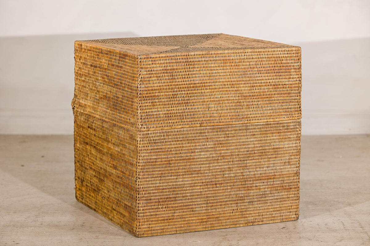 Large Vintage Woven Rattan Storage Box with Removable Lid, base detail