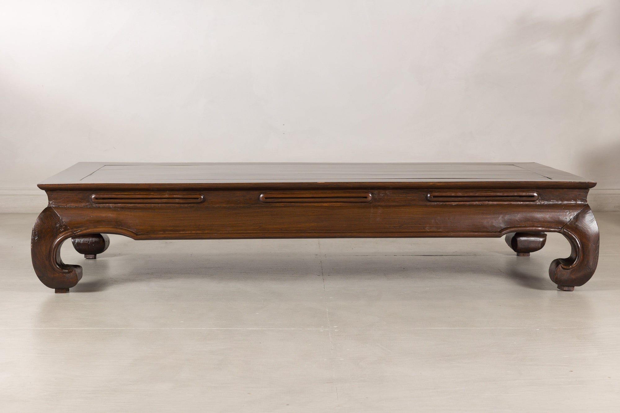 Long side view of the low Chinese elm kang table