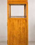 Lower back detail beneath the open center shelf