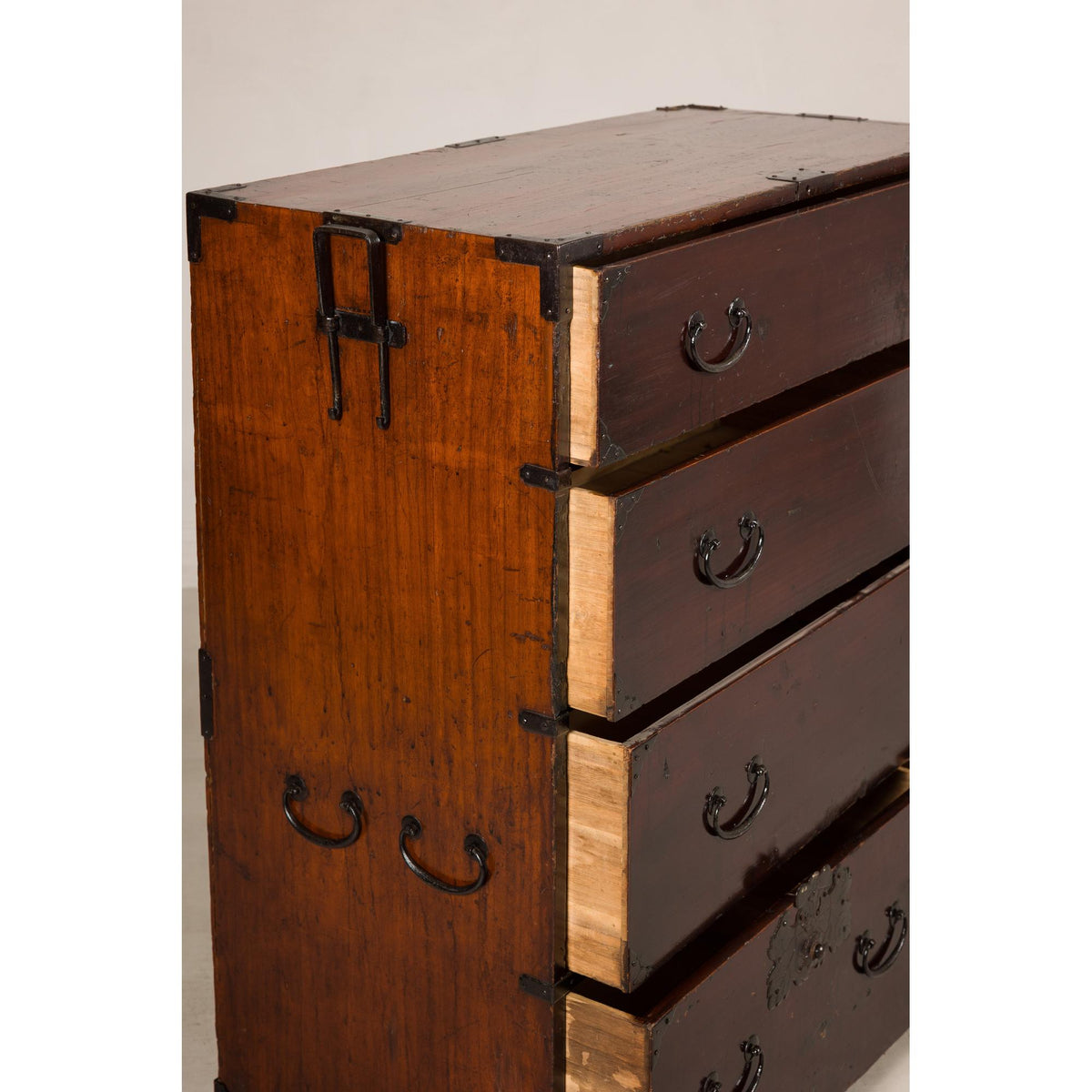 Meiji Japanese Isho-Tansu Chest with Iron Hardware, close-up detail