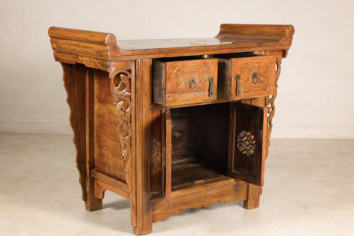 Late-19th-Century Chinese Carved Wood Altar Cabinet, additional gallery view 12