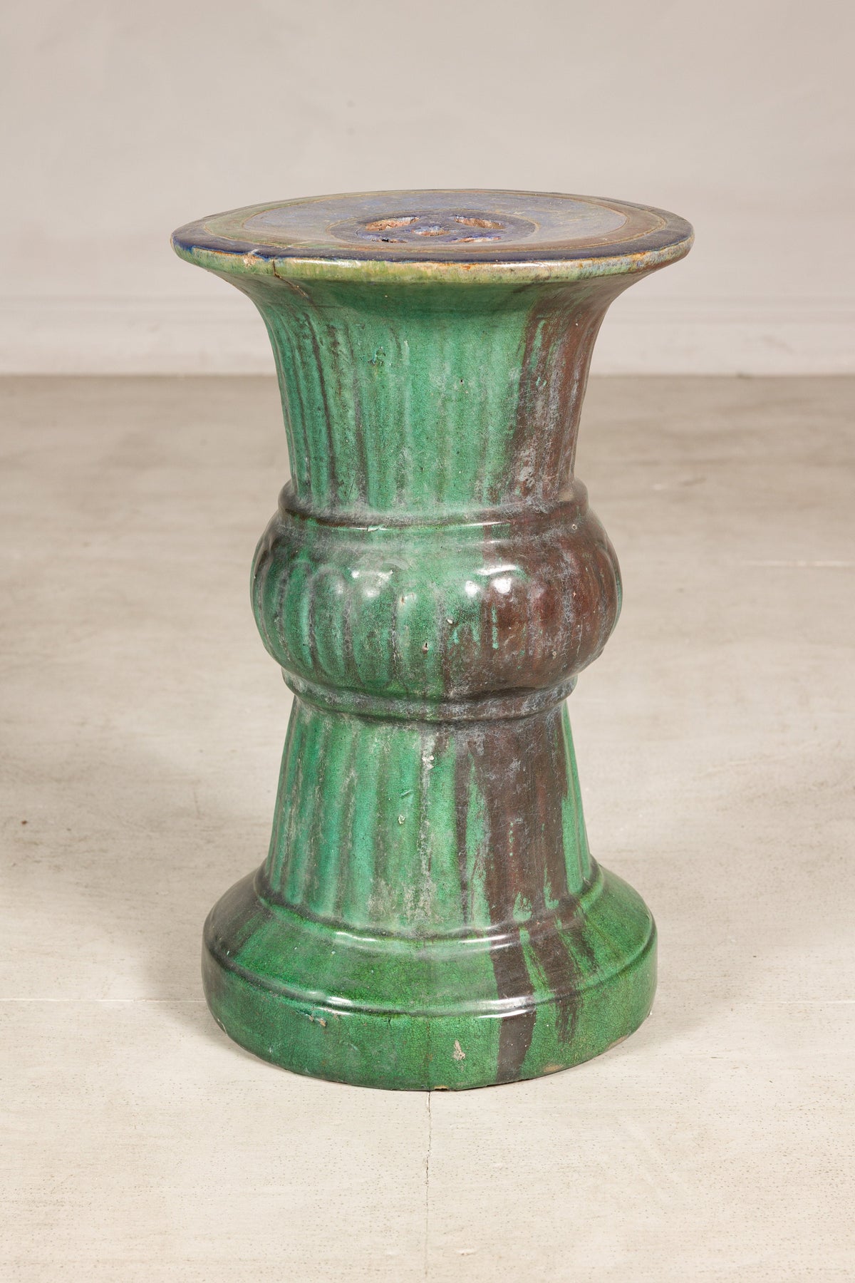 Circa-1900 Vietnamese Green-Glazed Ceramic Garden Pedestal, reverse view