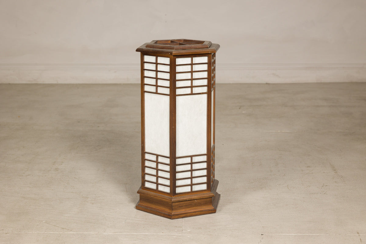 Vintage Japanese Hexagonal Wood and Rice-Paper Table Lamp, close-up detail