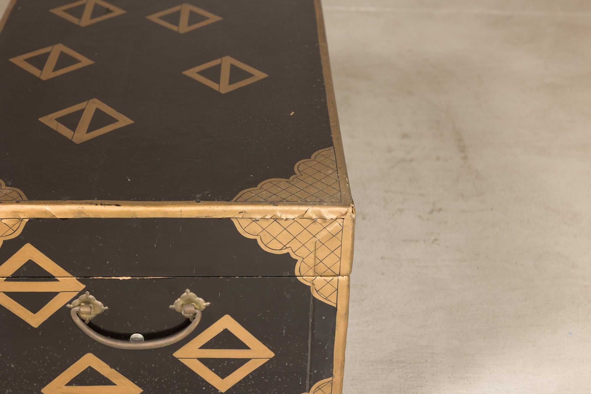 Close-up of chest top, front and side handle
