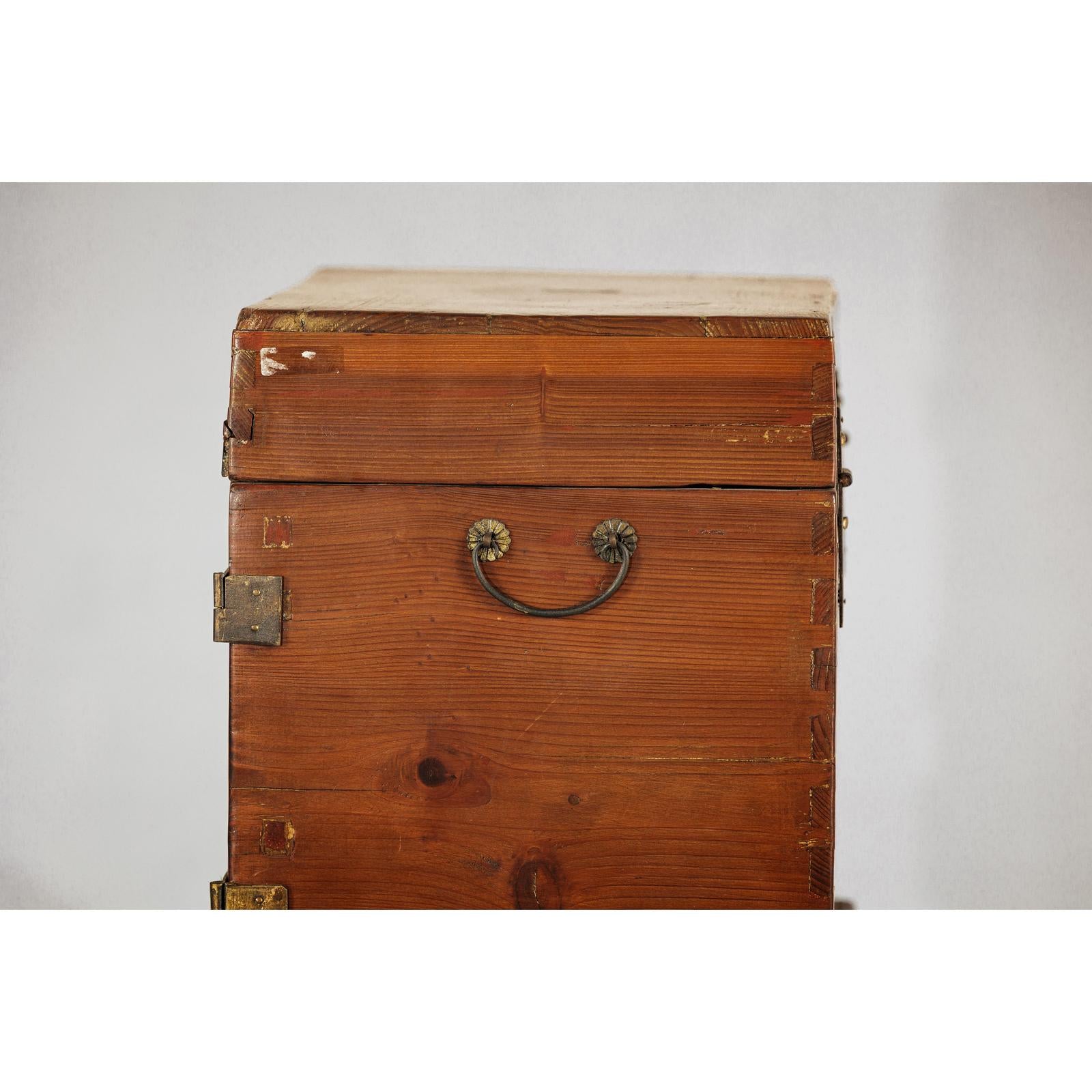 Antique Brown Lacquered Dressing Case Jewelry Box with Brass Hardware-6. Asian &amp; Chinese Furniture, Art, Antiques, Vintage Home Décor for sale at FEA Home