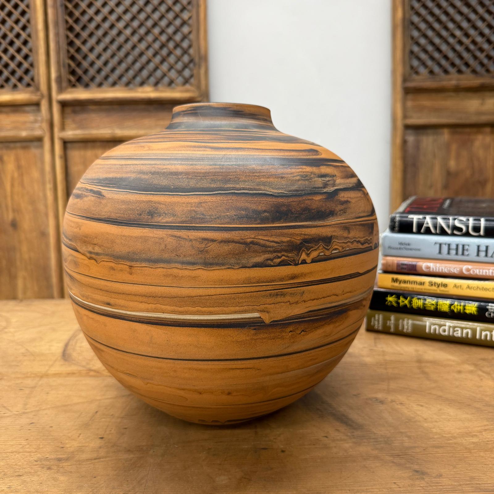 Black and Orange Canyon Drift Round Prem Vase - FEA Home