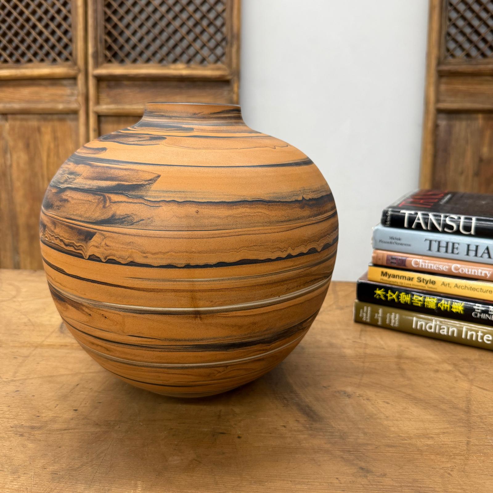 Black and Orange Canyon Drift Round Prem Vase - FEA Home