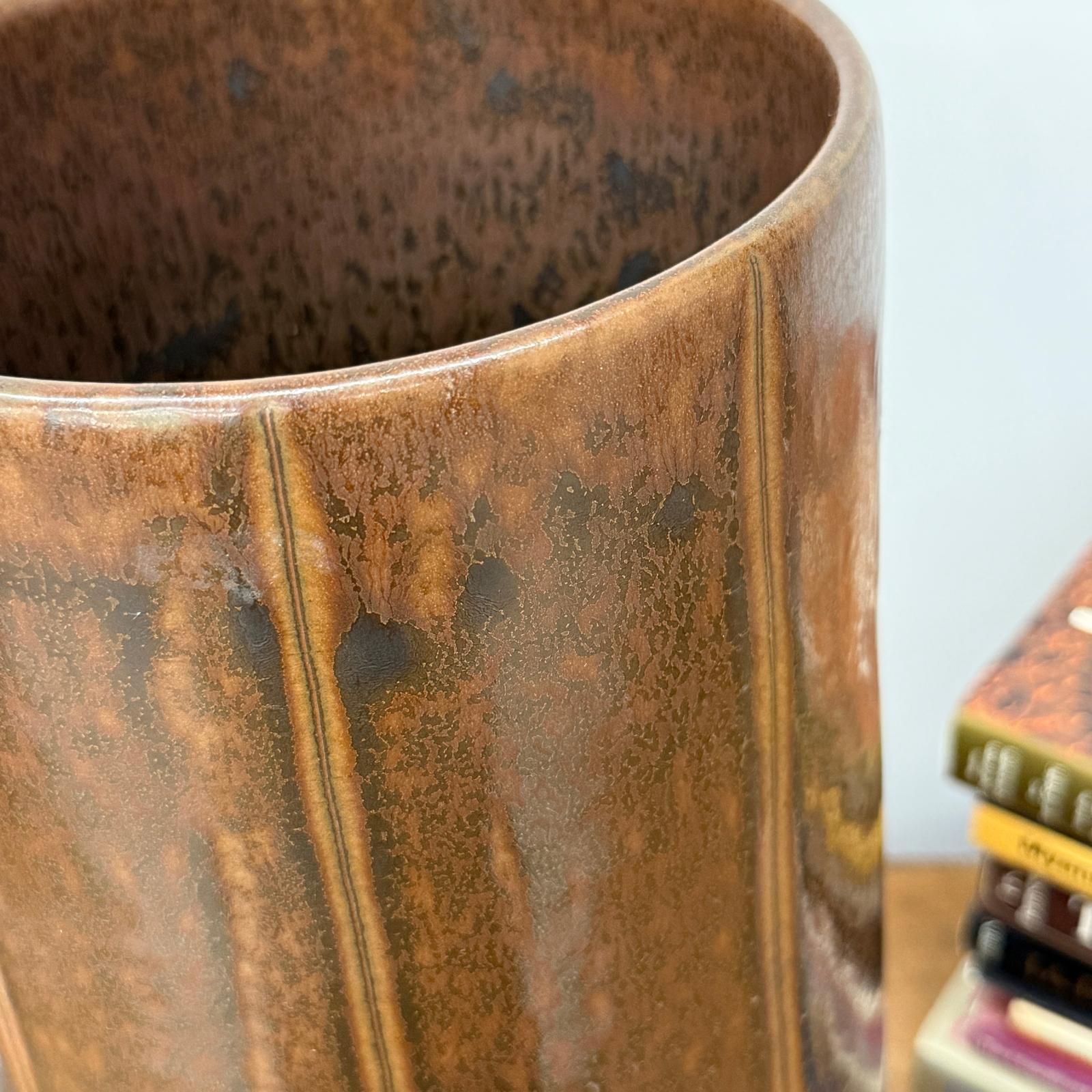 Brown Cylinder Shaped Vase with Stripes Down the Sides - FEA Home