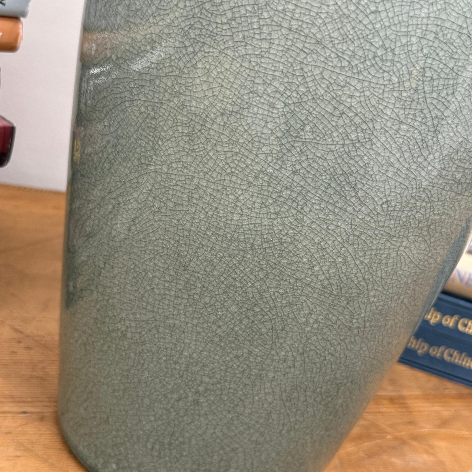 Celadon Green Vase with Rounded Body and Crackle Detail, SKU , image 3