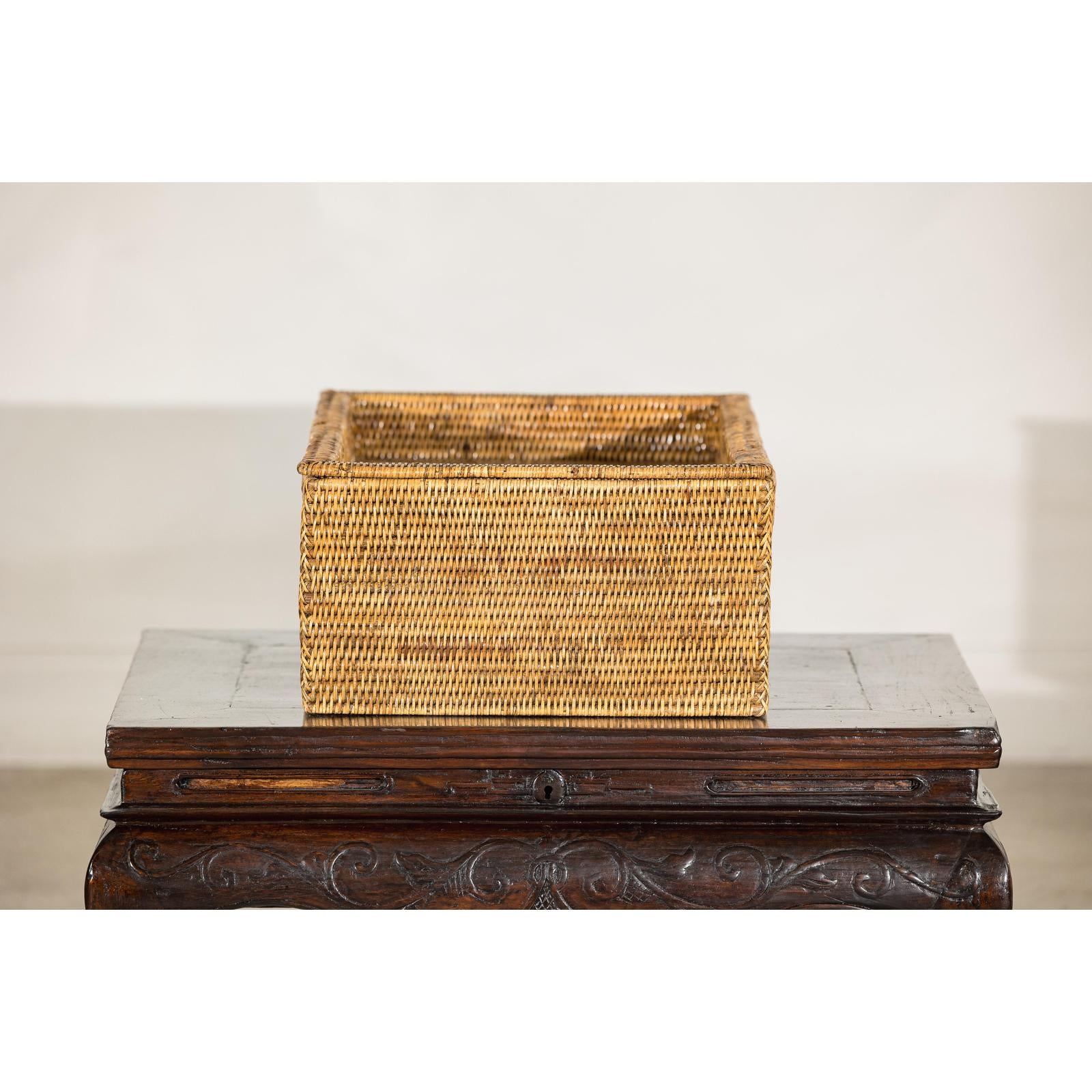 Country Style Long Rectangular Rattan Storage Box with Lid