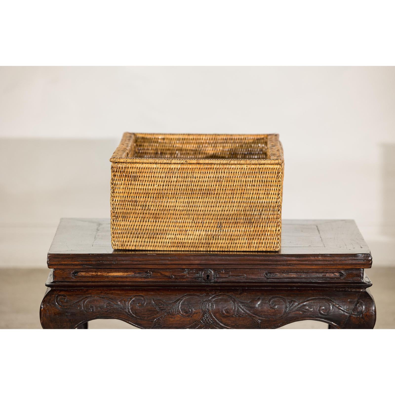 Country Style Long Rectangular Rattan Storage Box with Lid