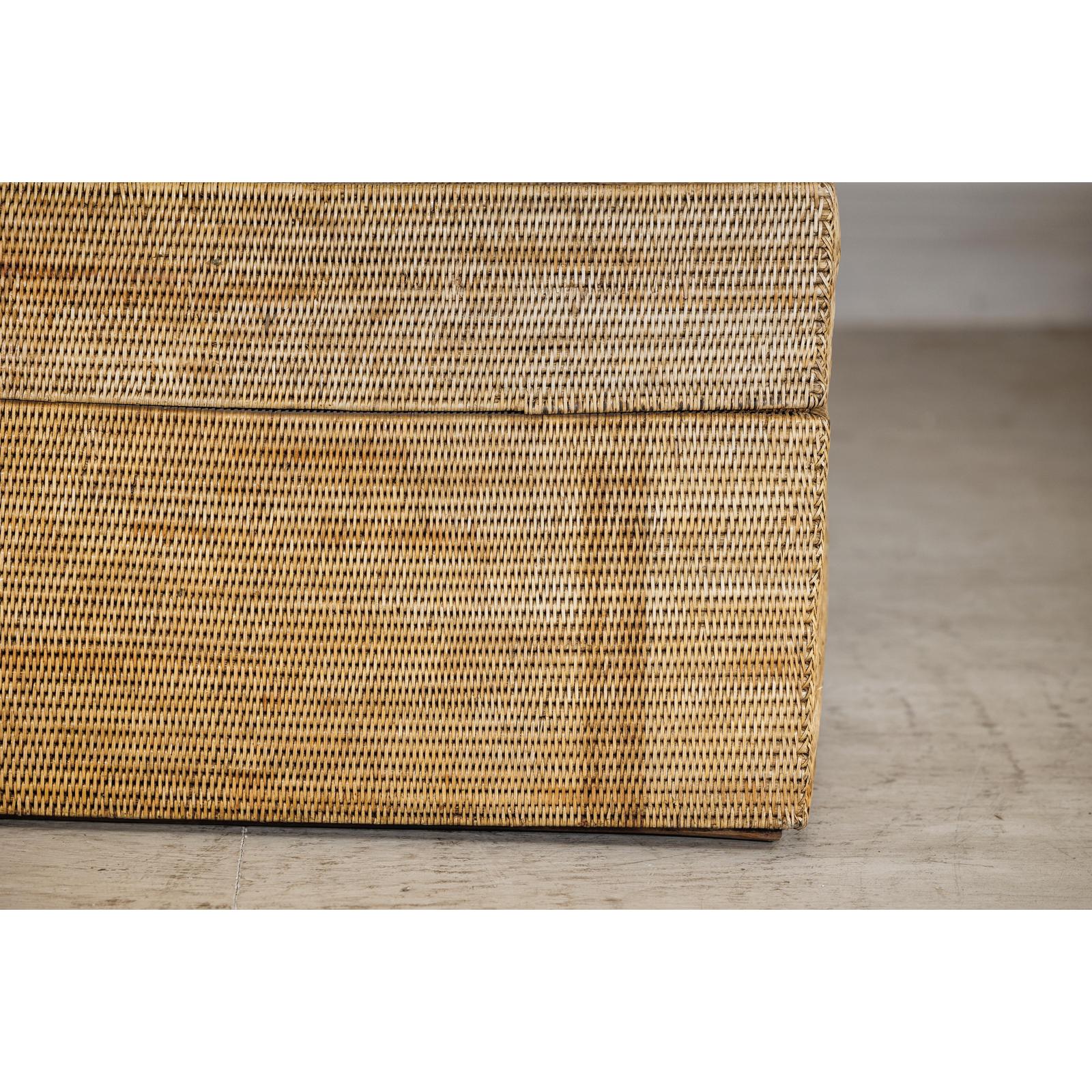 Country Style Rectangular Woven Rattan Storage Box with Lid - image 11