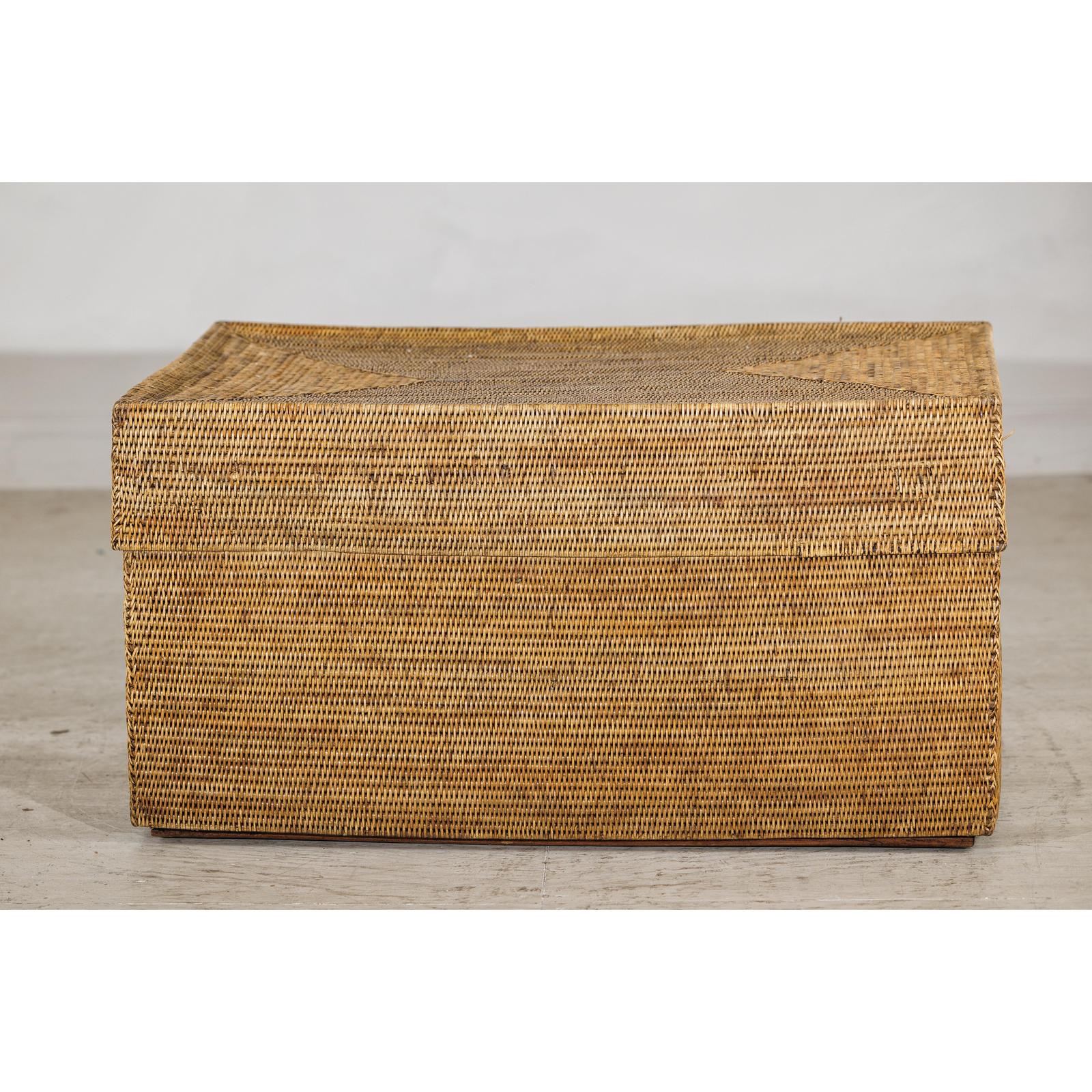 Country Style Rectangular Woven Rattan Storage Box with Lid - image 14