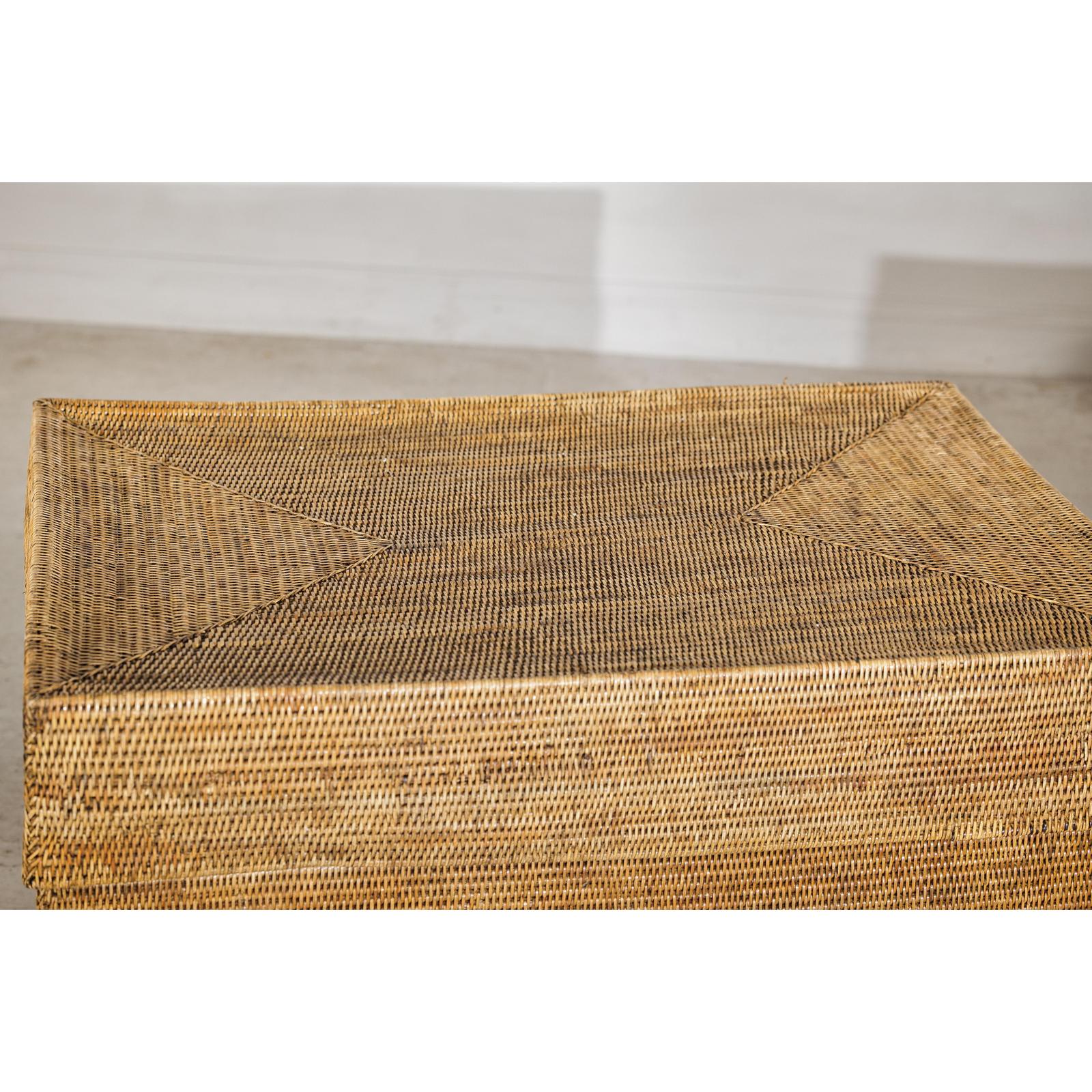 Country Style Rectangular Woven Rattan Storage Box with Lid - image 16
