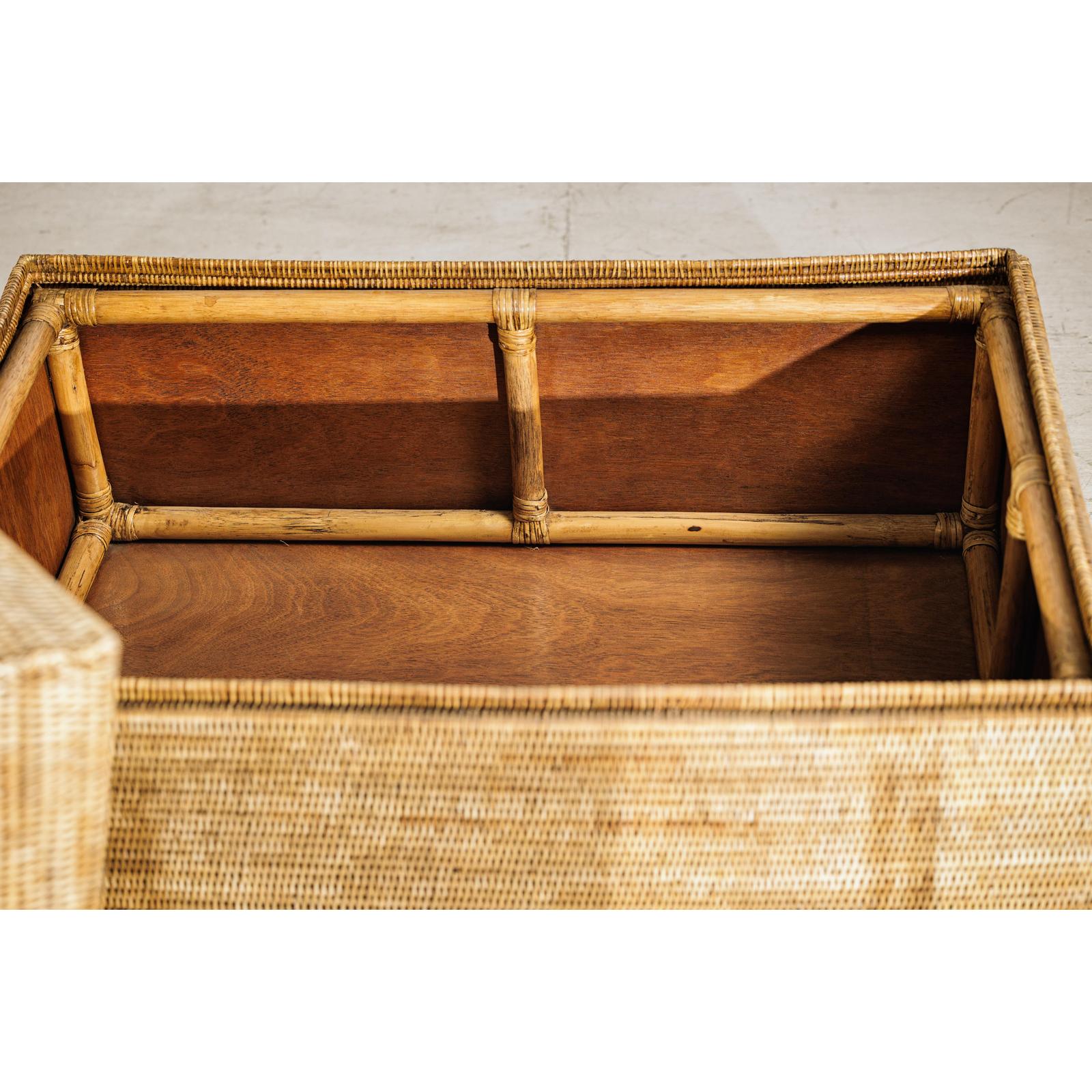 Country Style Rectangular Woven Rattan Storage Box with Lid - image 5