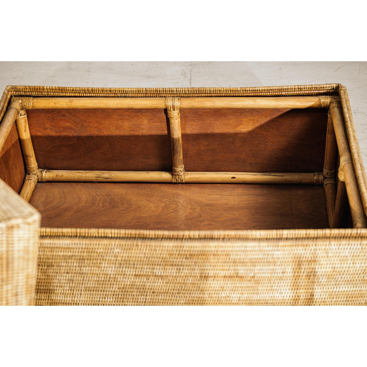 Country Style Rectangular Woven Rattan Storage Box with Lid | FEA Home
