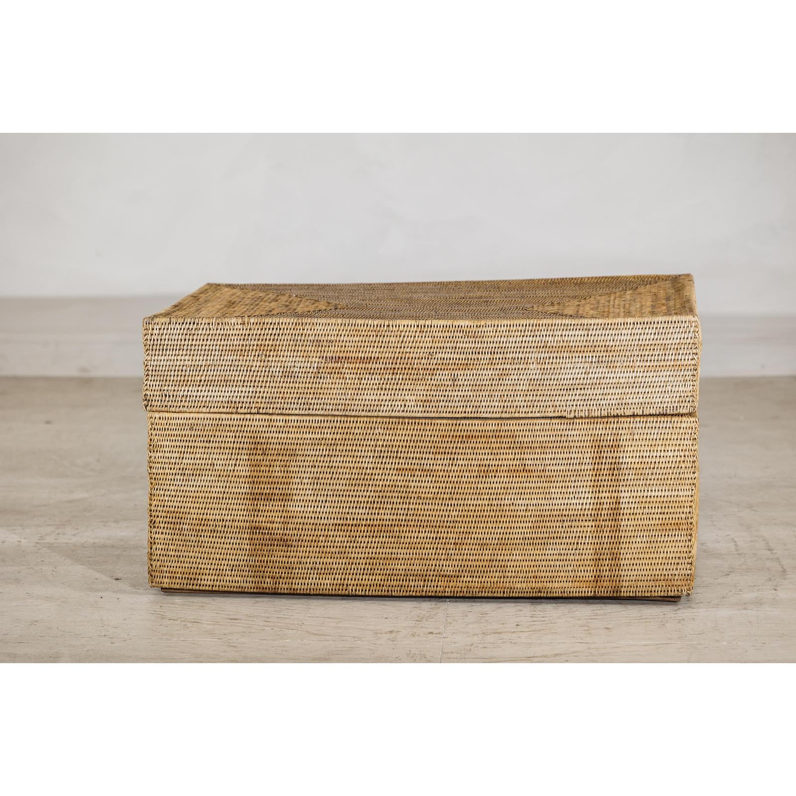 Country Style Rectangular Woven Rattan Storage Box with Lid - image 8