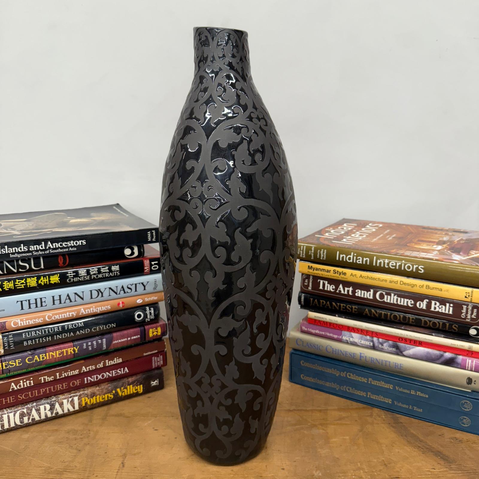 Glazed Midnight Black Ceramic Vase with Curled Floral Design - FEA Home