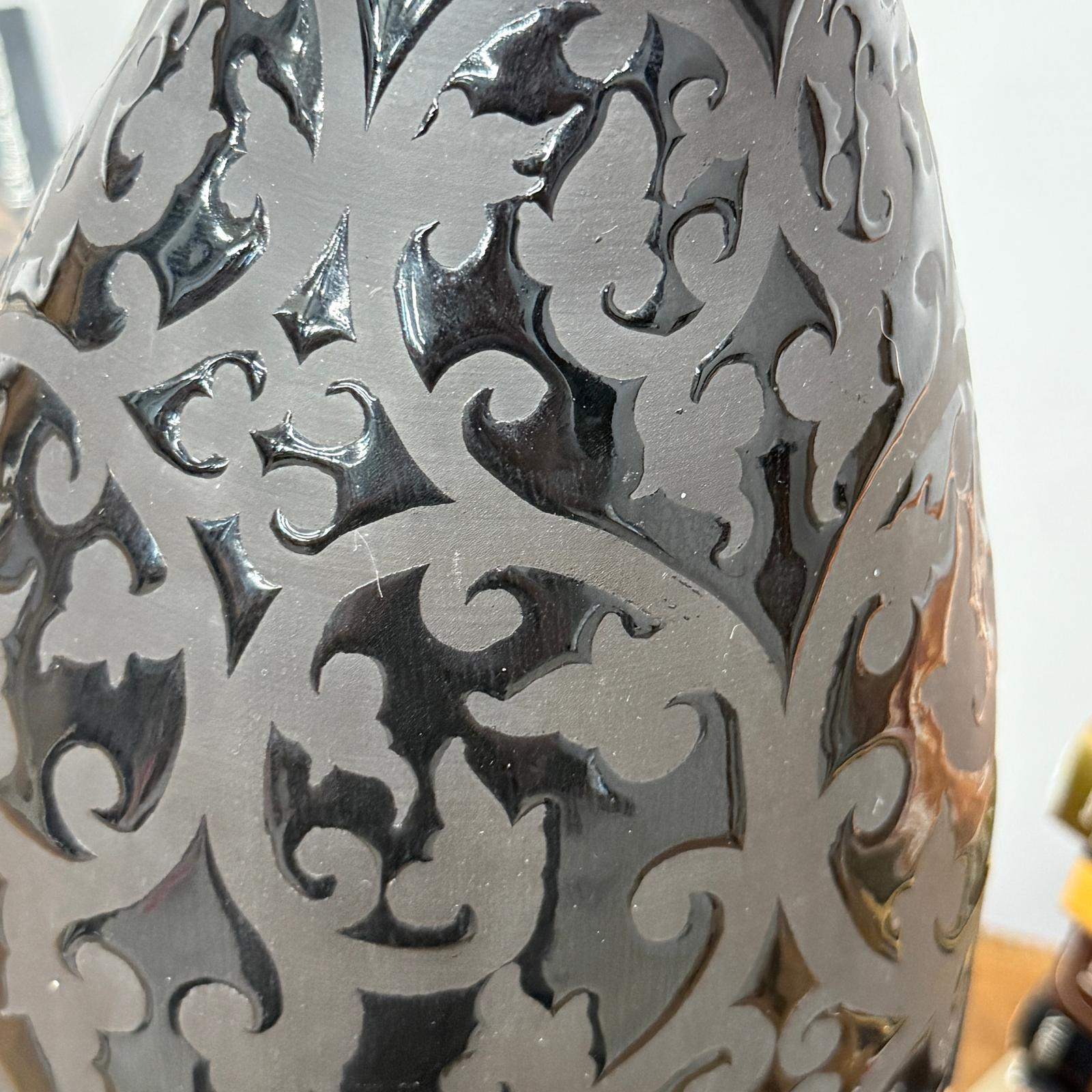 Glazed Midnight Black Ceramic Vase with Curled Floral Design - FEA Home