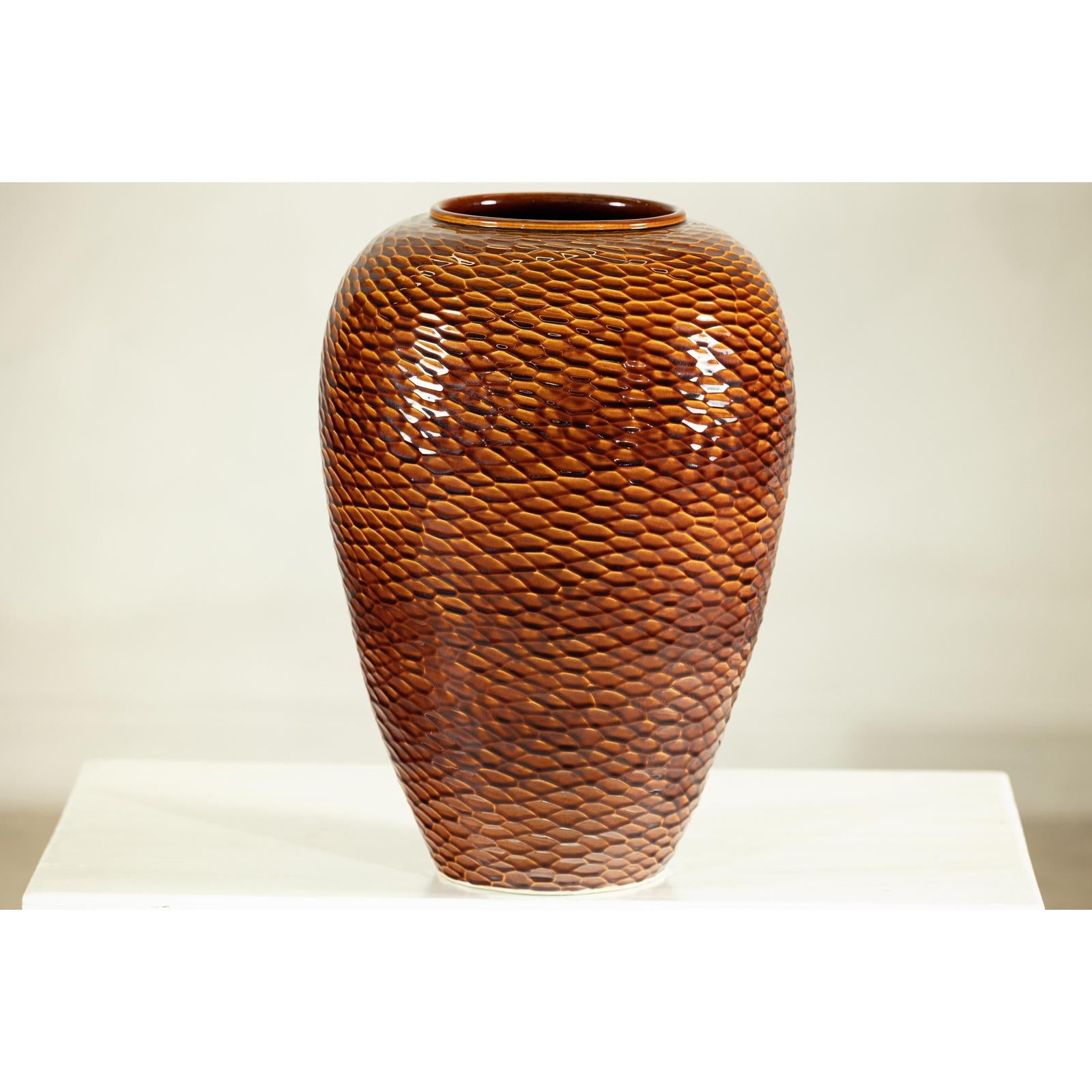 Large Honeycomb-Textured Ceramic Vase with Amber Glaze - image 9