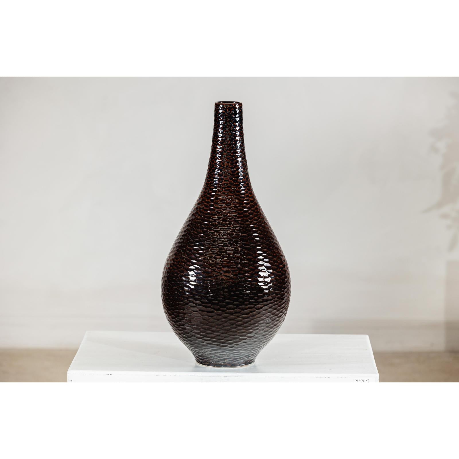 Large Mahogany Brown Ceramic Vase with Honeycomb Texture - image 12