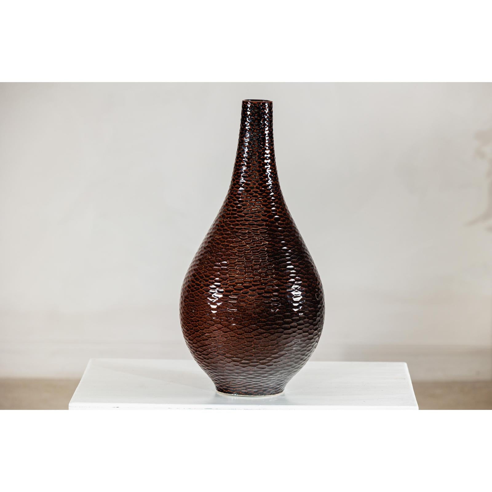 Large Mahogany Brown Ceramic Vase with Honeycomb Texture - image 13
