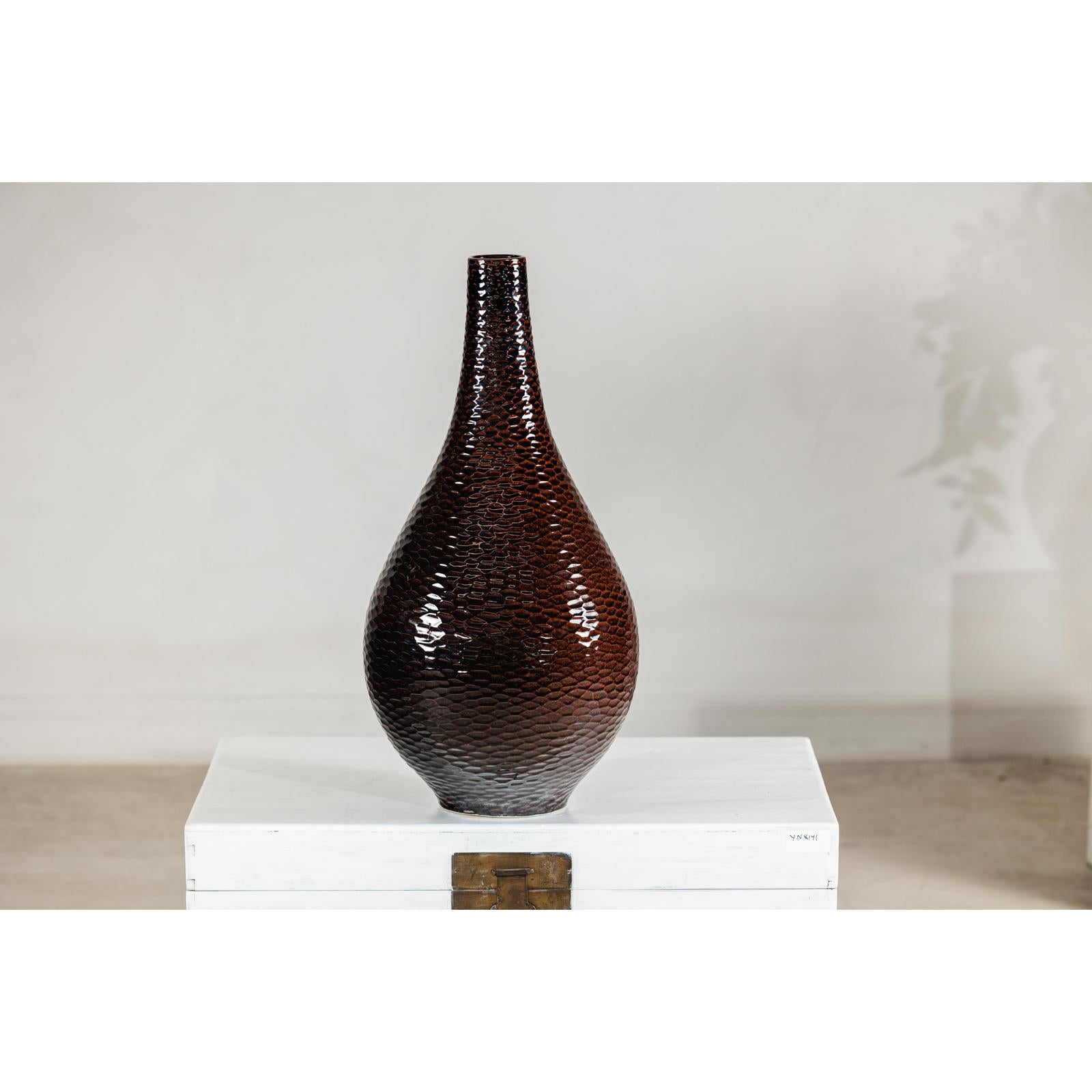 Large Mahogany Brown Ceramic Vase with Honeycomb Texture - image 3