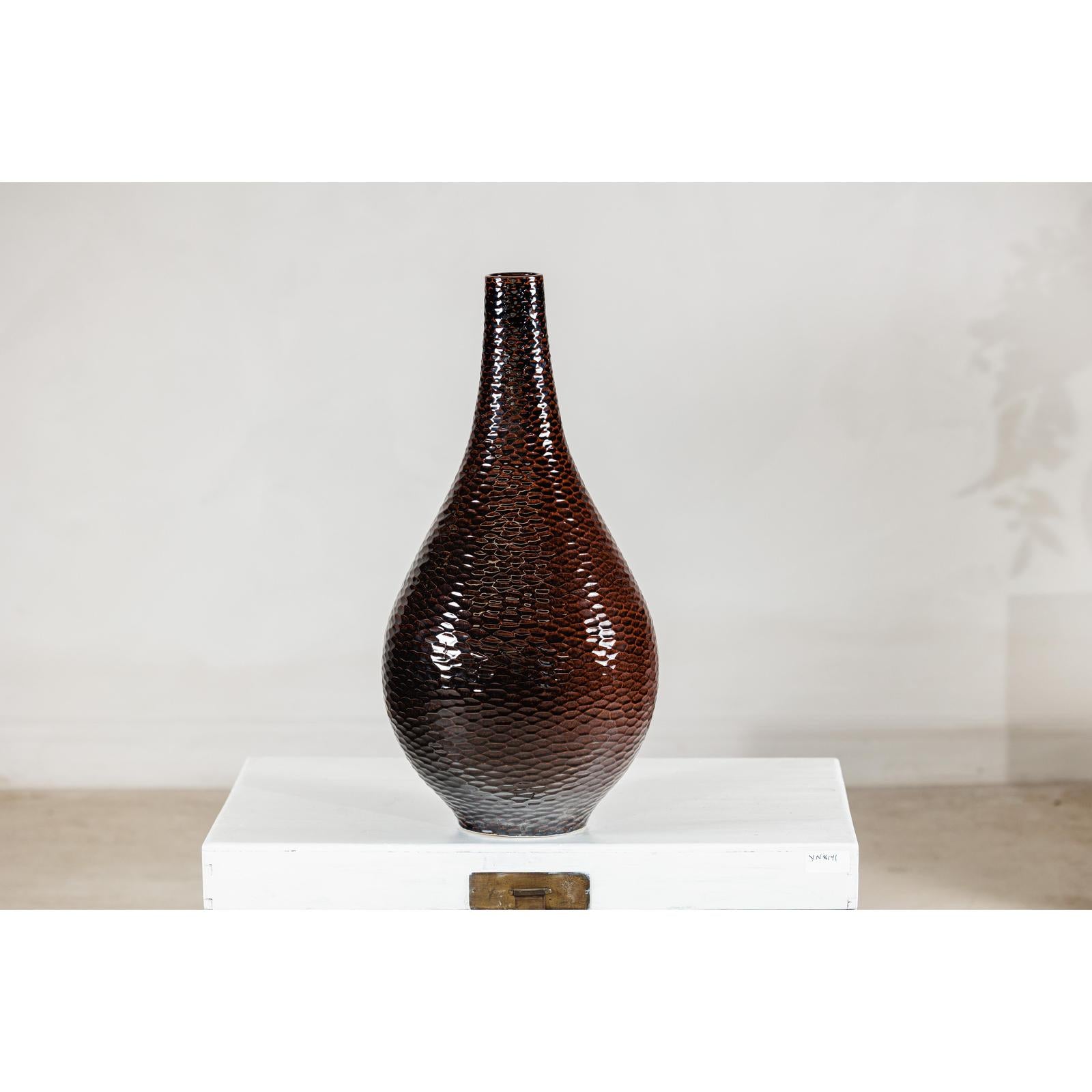 Large Mahogany Brown Ceramic Vase with Honeycomb Texture - image 4