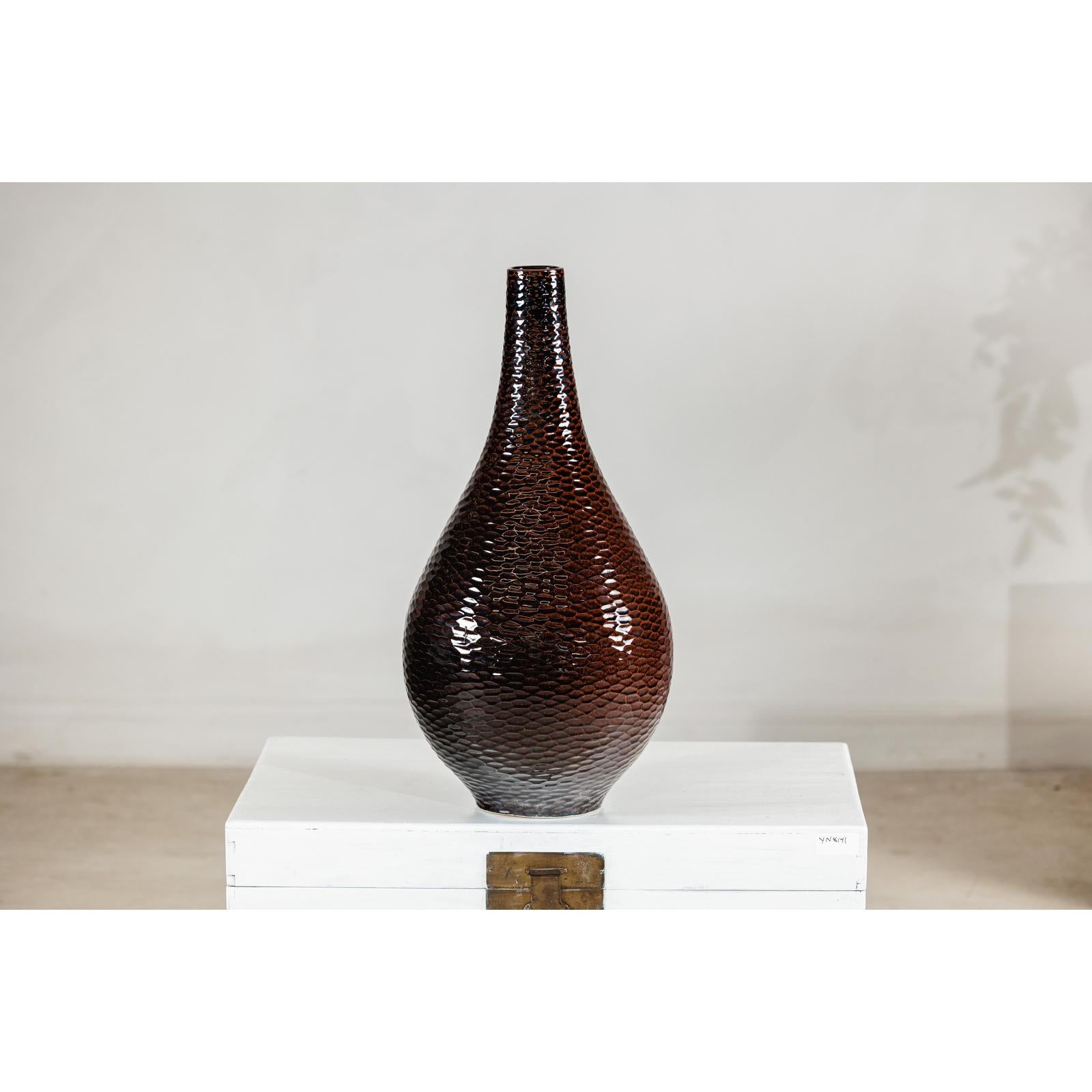 Large Mahogany Brown Ceramic Vase with Honeycomb Texture - image 5