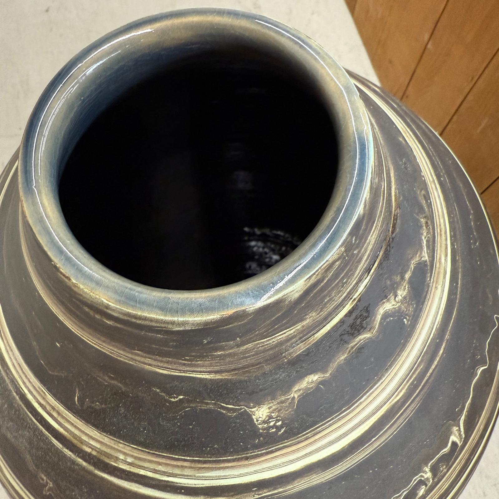 Large Rounded Black &amp; Cream White Ceramic Vase - FEA Home