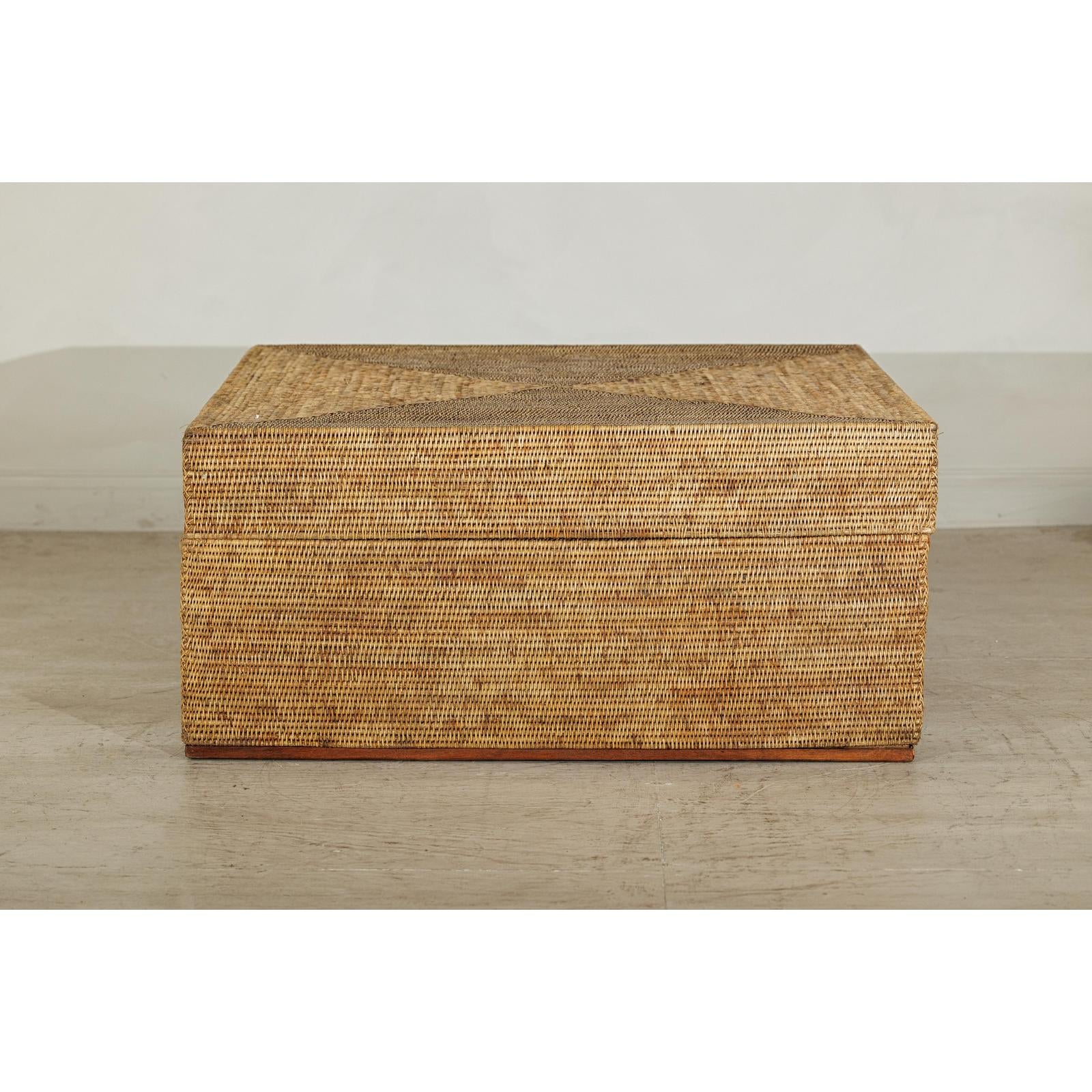 Large Square Rattan Coffee Table with Removable Lid - image 6